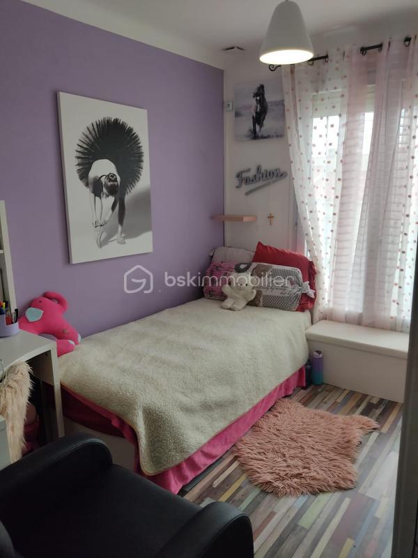 Villa - 100 m² - 5 pièces