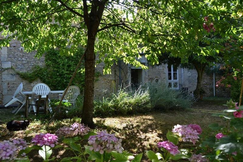 Maison de ville - 99 m² - 4 pièces