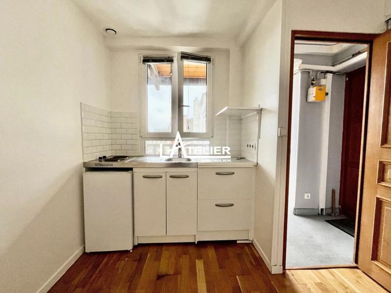 Studio - 12 m² - 1 pièce