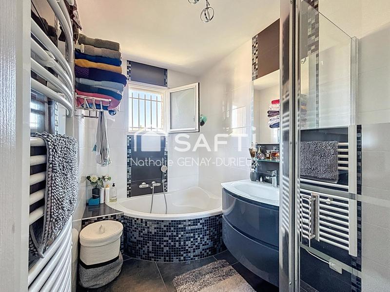 Maison - 103 m² - 5 pièces