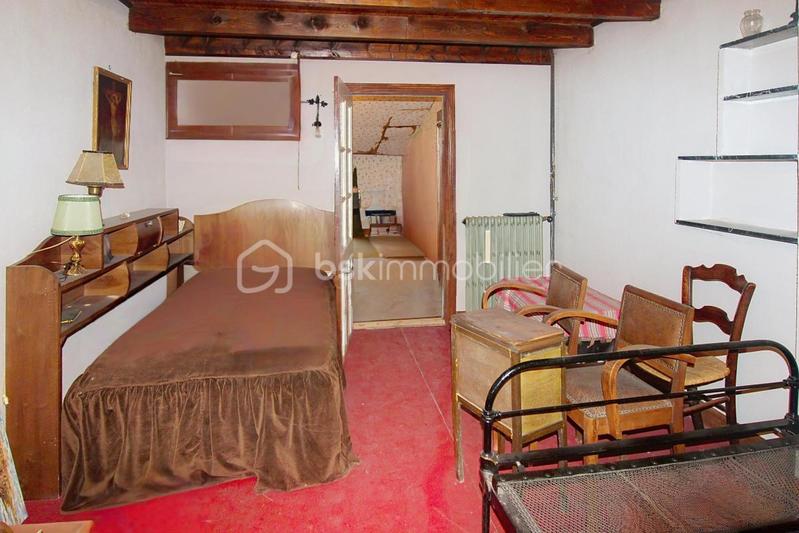 Maison en pierre - 120 m² - 9 pièces