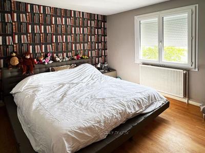 Maison - 100 m² - 6 pièces