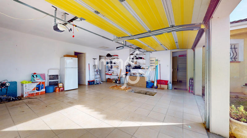 Maison - 171 m² - 7 pièces