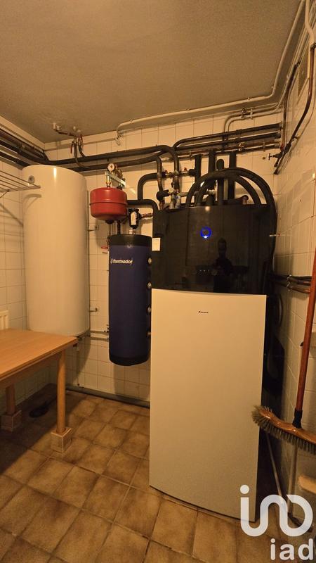 Maison - 195 m² - 9 pièces