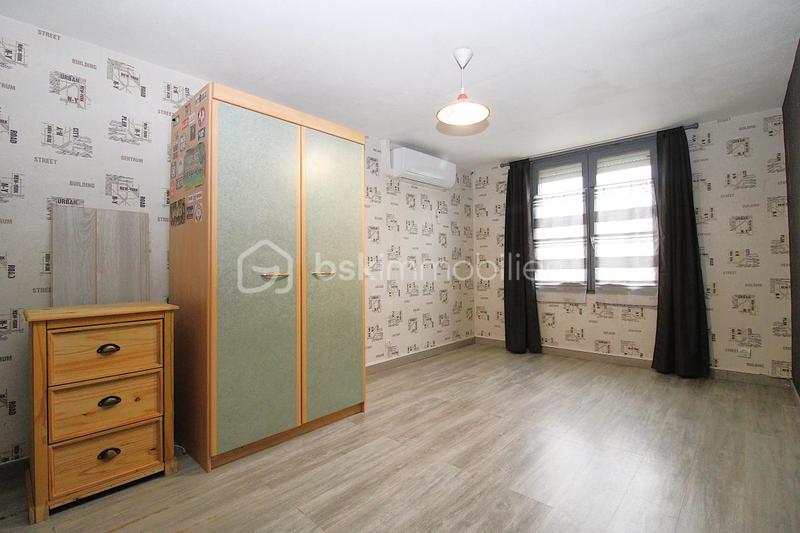 Maison - 133 m² - 6 pièces