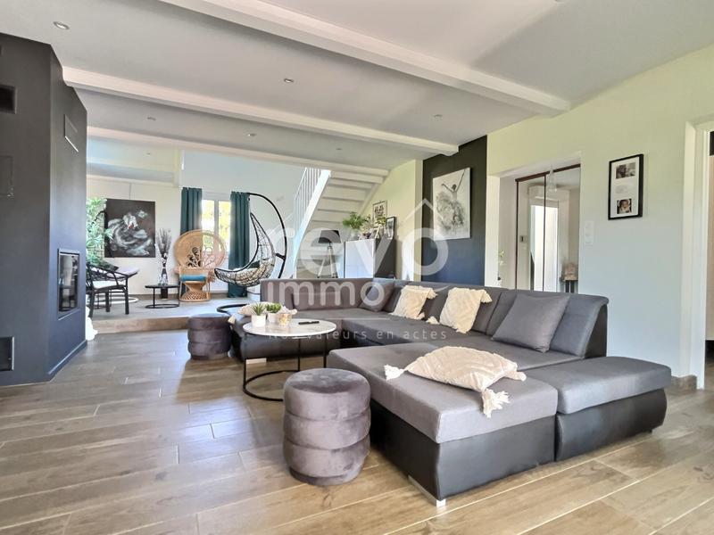 Maison - 190 m² - 6 pièces