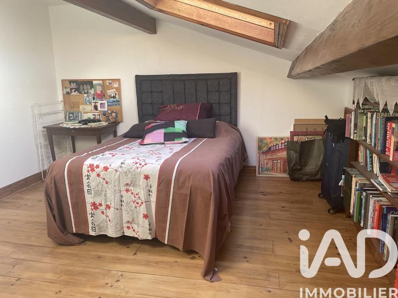 Maison - 205 m² - 7 pièces