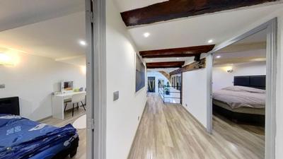 Loft - 151 m² - 5 pièces