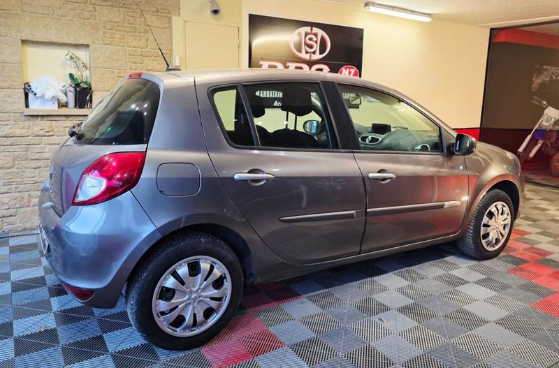 Renault Clio III 1.2 l Gps Regul Clim Distri Neuve
