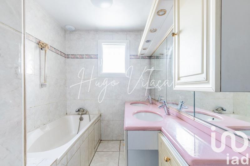 Maison - 104 m² - 5 pièces