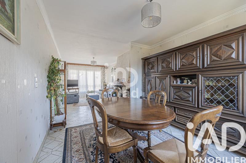 Maison - 76 m² - 5 pièces