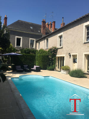 Maison ancienne - 272 m² - 9 pièces