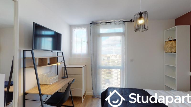 Chambre - 12 m² - 1 pièce