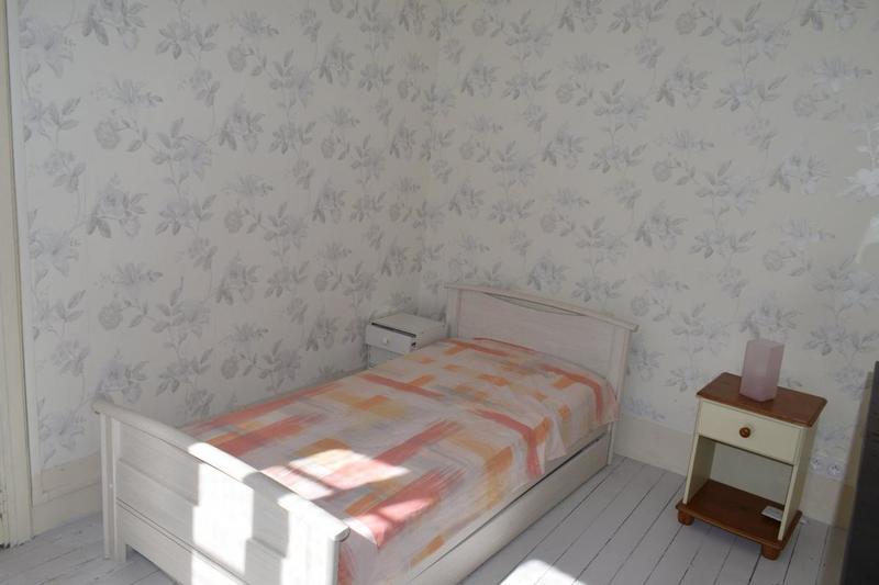 Maison - 76 m² - 8 pièces