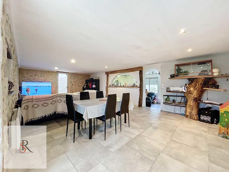 Corps de ferme - 141 m² - 5 pièces