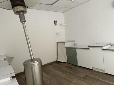 Local commercial - 42 m² - 2 pièces