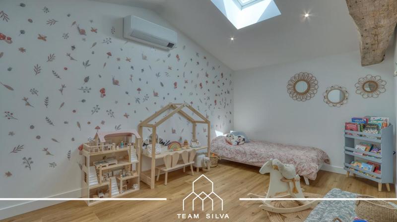 Maison - 140 m² - 5 pièces