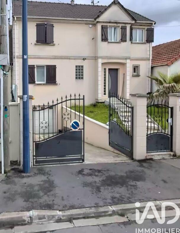 Maison de ville - 196 m² - 8 pièces