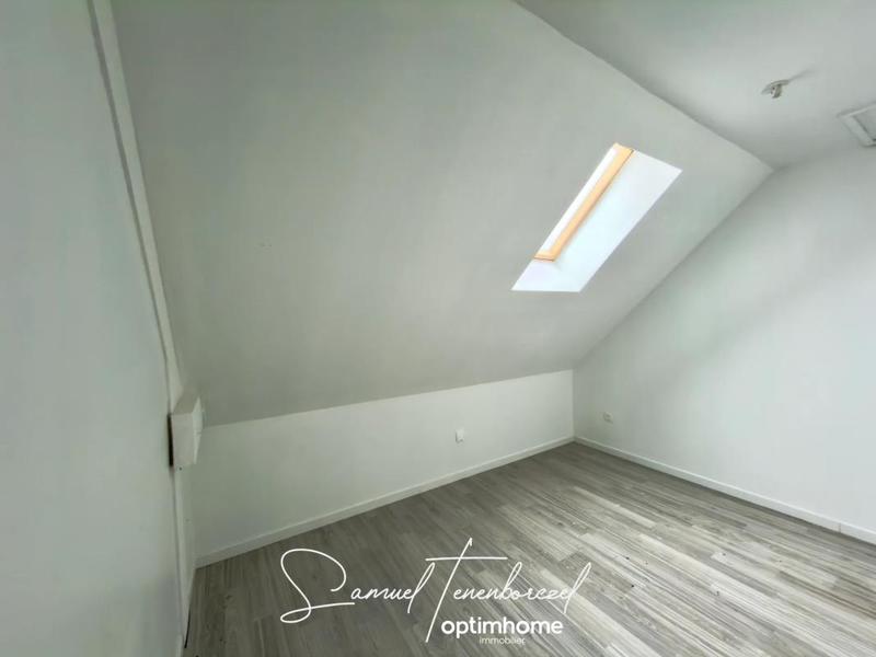 Propriété - 330 m² - 6 pièces