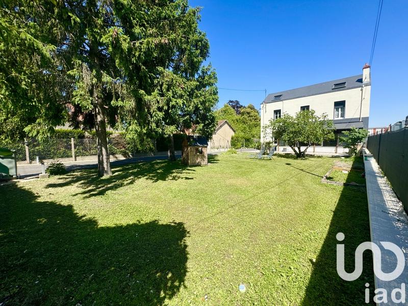 Maison - 165 m² - 9 pièces