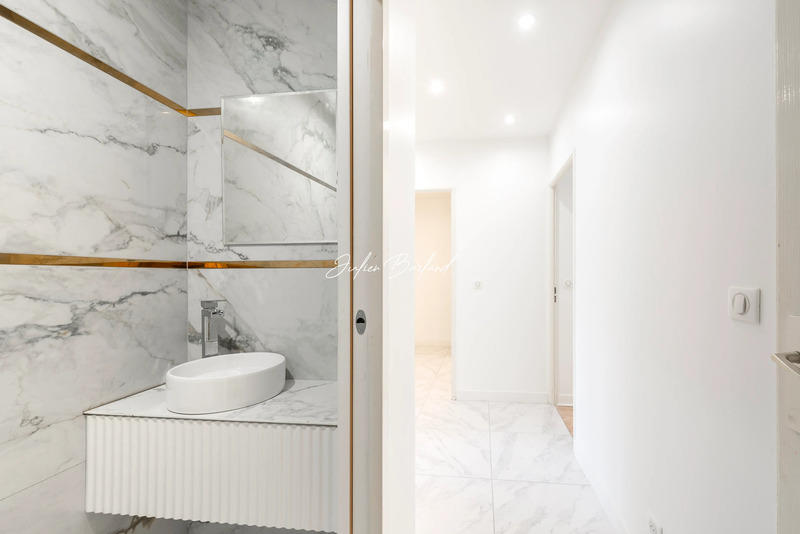 Maison - 151 m² - 6 pièces