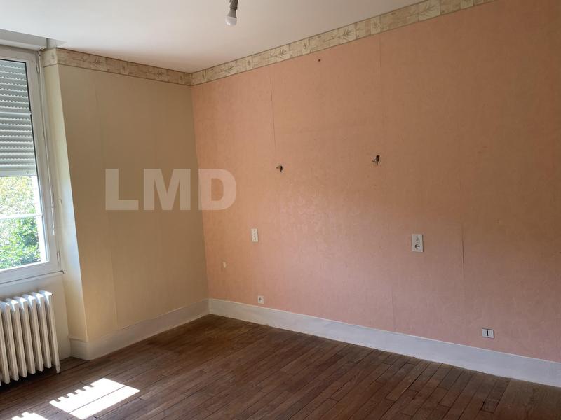 Maison en pierre - 99 m² - 5 pièces