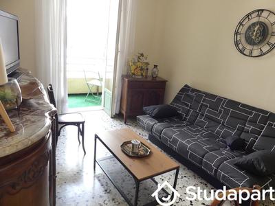 Chambre - 14 m² - 1 pièce