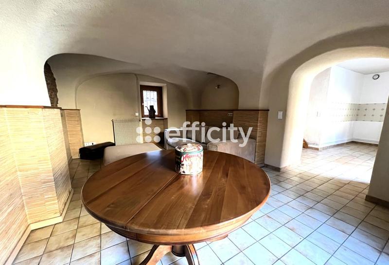 Maison - 80 m² - 5 pièces