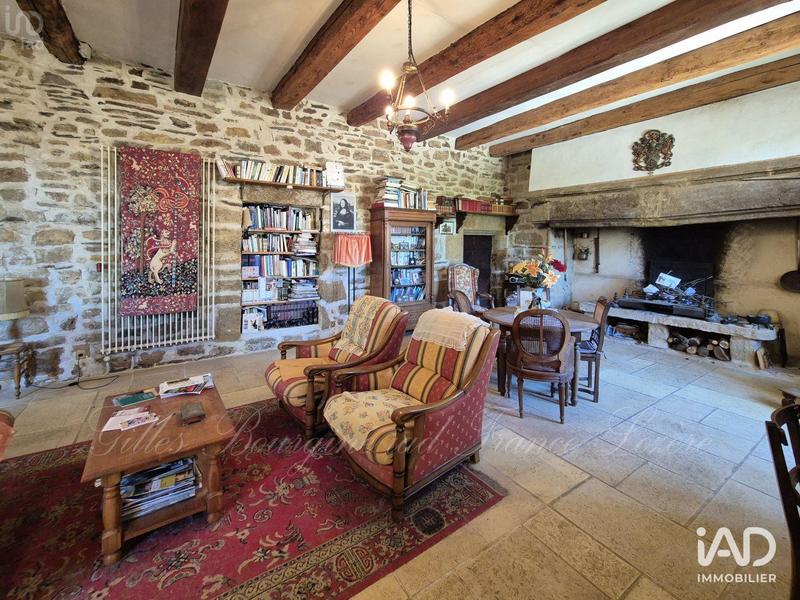 Maison - 415 m² - 16 pièces