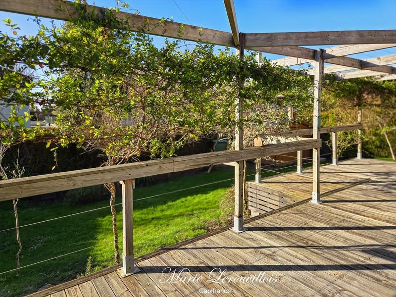 Maison - 152 m² - 8 pièces