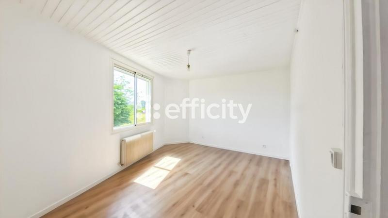 Maison - 144 m² - 6 pièces