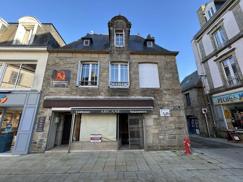 Local commercial - 130 m² - 4 pièces