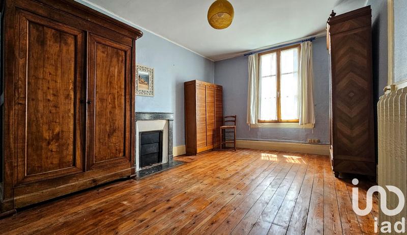 Maison - 182 m² - 8 pièces