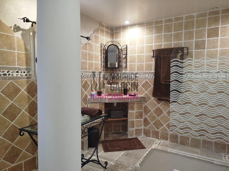 Maison - 181 m² - 4 pièces