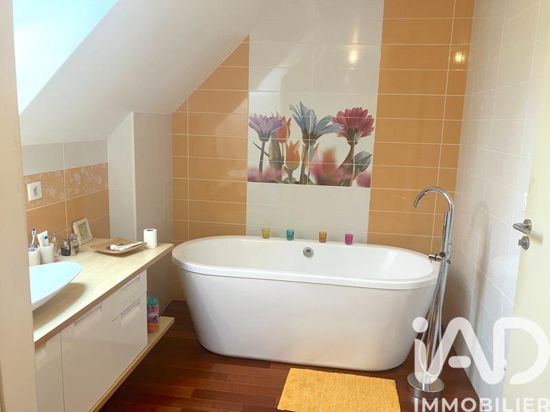 Maison de maîtres - 317 m² - 10 pièces