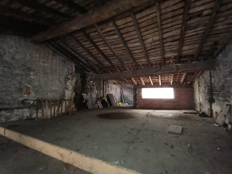 Appartement - 103 m² - 1 pièce