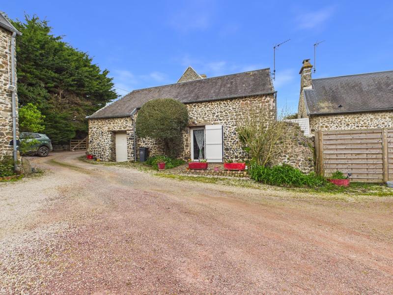 Maison - 170 m² - 8 pièces