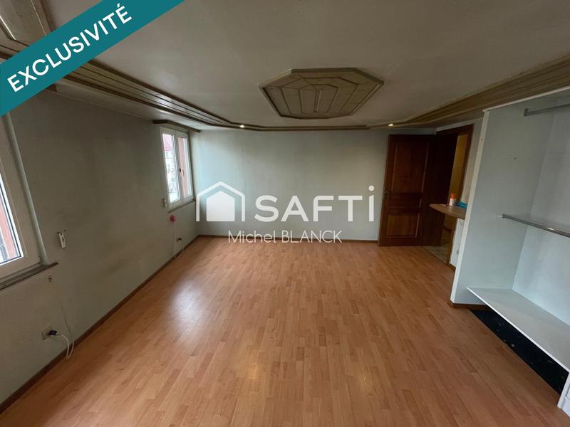 Appartement - 100 m² - 5 pièces