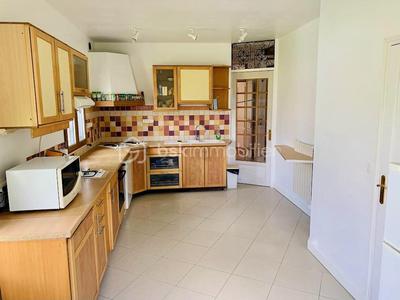 Maison traditionnelle - 103 m² - 3 pièces