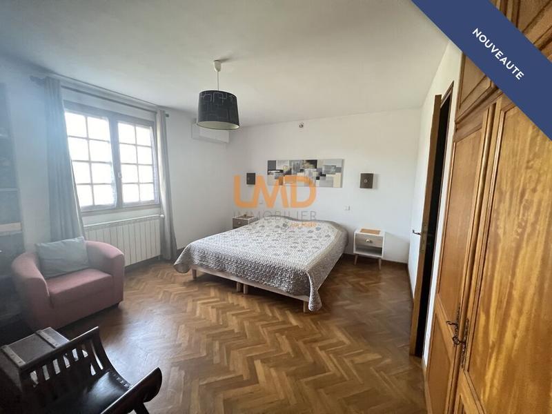 Villa - 275 m² - 11 pièces