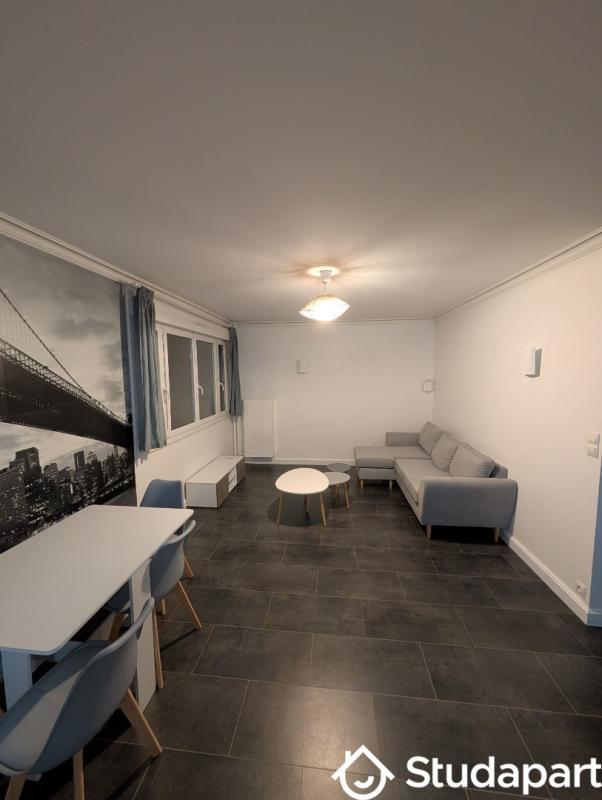 Chambre - 12 m² - 1 pièce