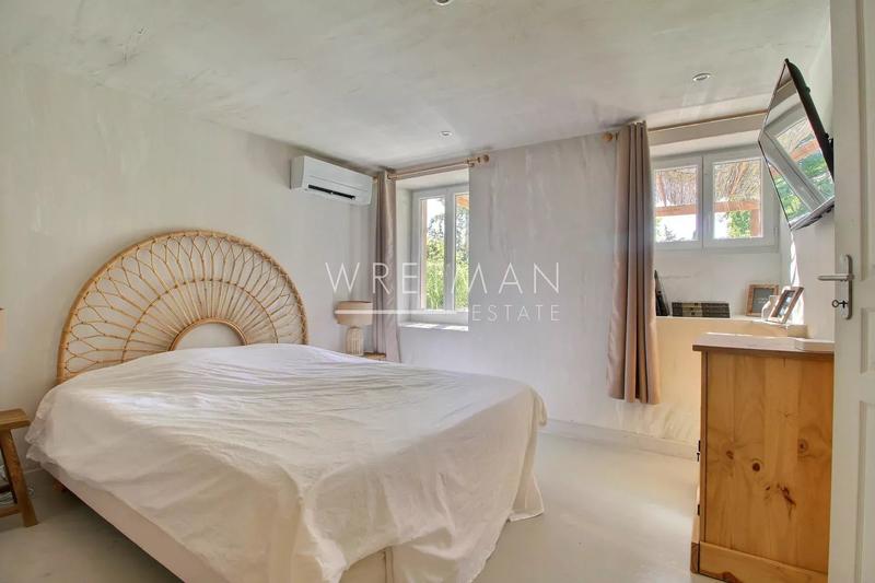 Villa - 192 m² - 6 pièces