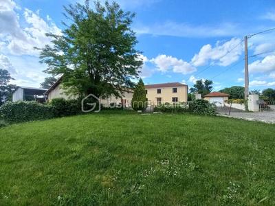 Corps de ferme - 178 m² - 6 pièces