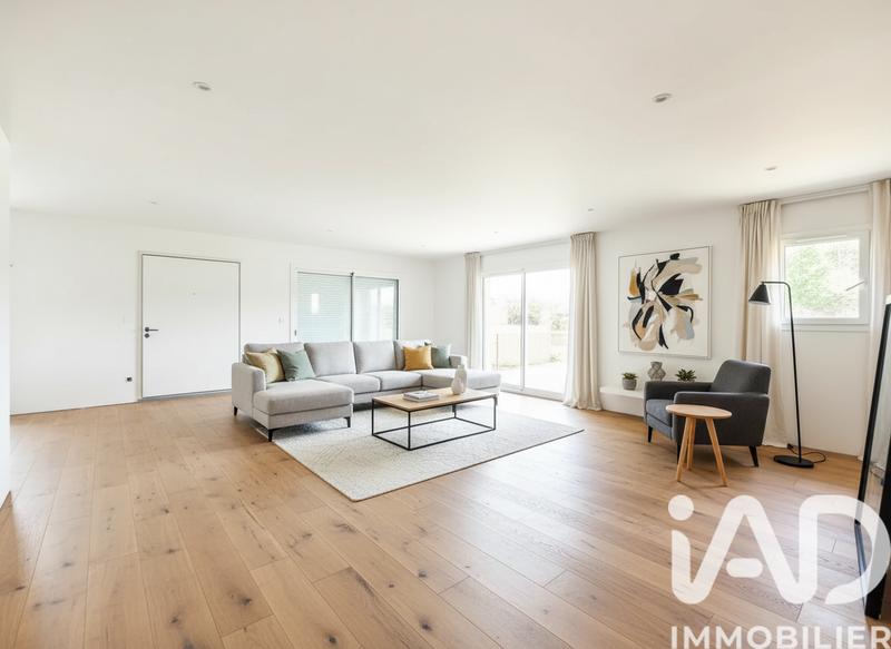 Maison - 160 m² - 5 pièces