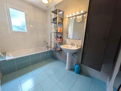 Maison - 113 m² - 7 pièces