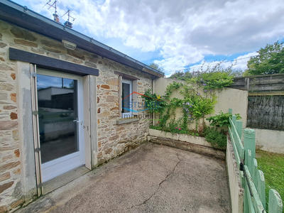 Maison - 93 m² - 4 pièces