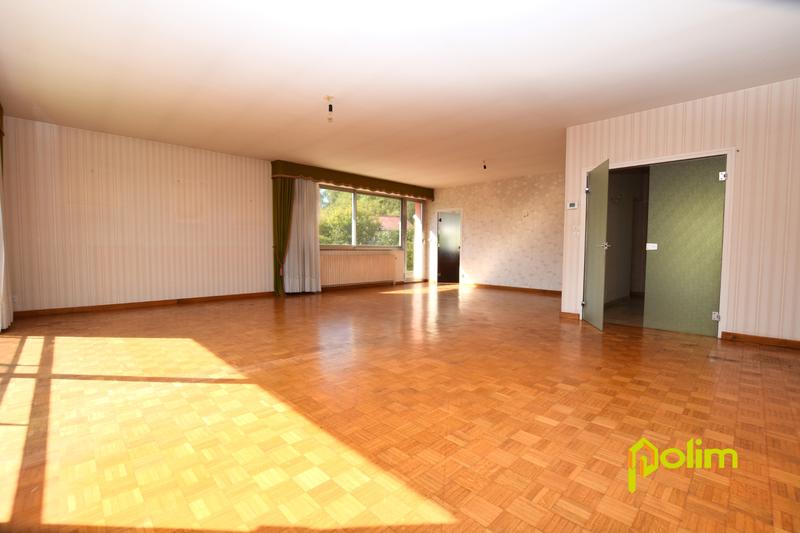 Maison - 257 m² - 7 pièces