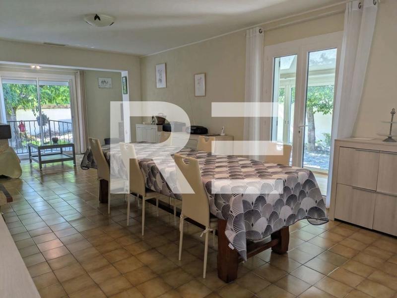 Villa - 160 m² - 6 pièces