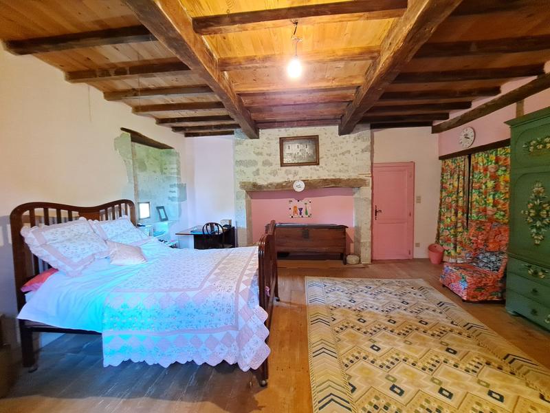 Maison - 186 m² - 5 pièces