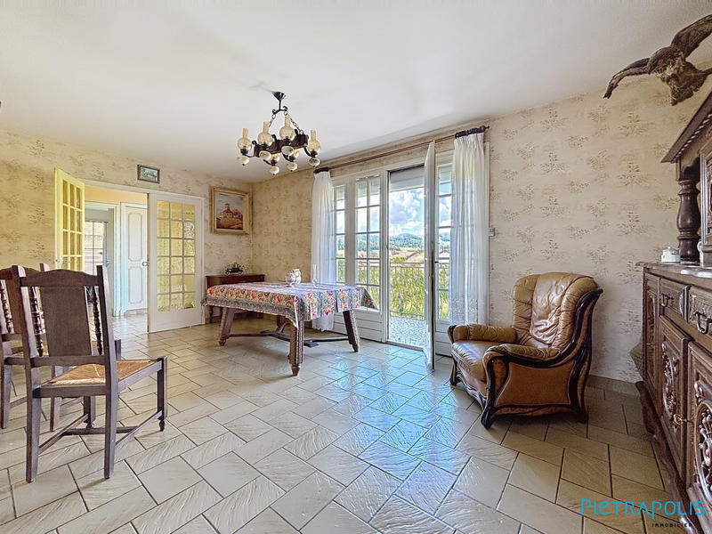 Maison - 110 m² - 5 pièces